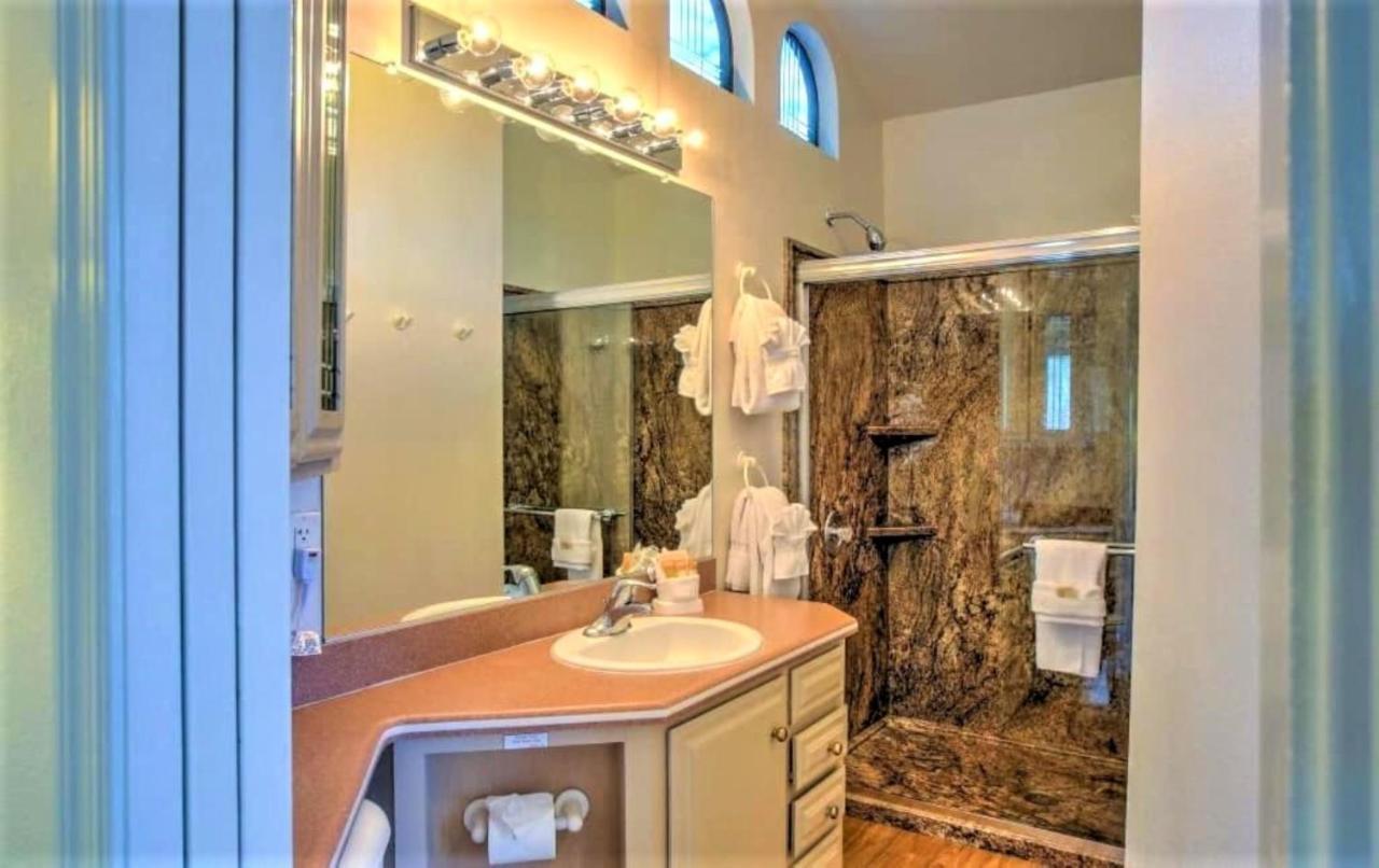 Sedona Pines Resort Exterior foto Bathroom