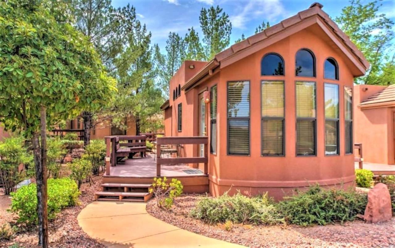 Sedona Pines Resort Exterior foto A typical home in the Village at Grand Canyon on the South Rim