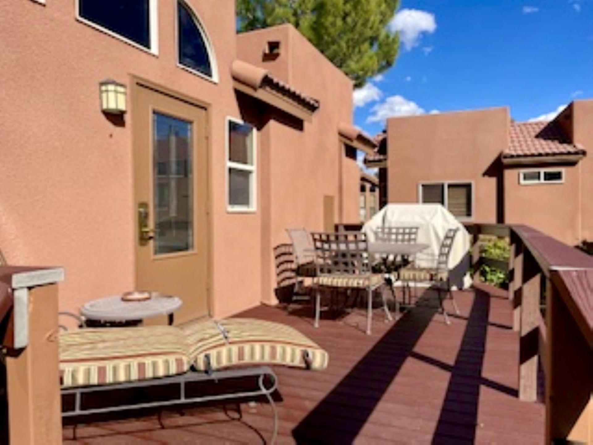 Sedona Pines Resort Exterior foto A patio